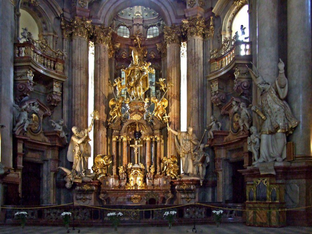 Церковь Святого Николая (Kostel svatého Mikuláše) Алтарь