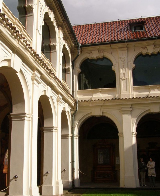 Лорета (Loreta) Лорета (Loreta)