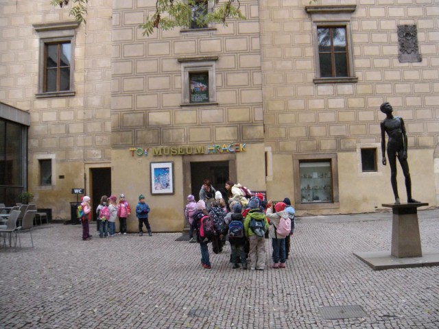 Музей игрушек (Museum hraček) Музей игрушек (Museum hraček)