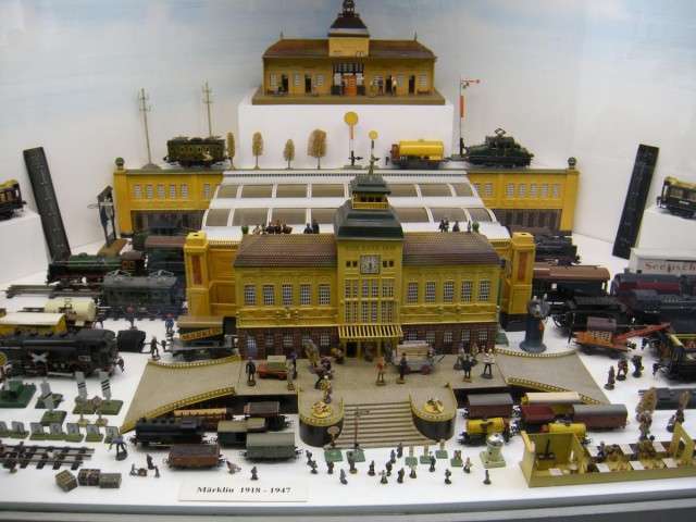 Музей игрушек (Museum hraček) Музей игрушек (Museum hraček)