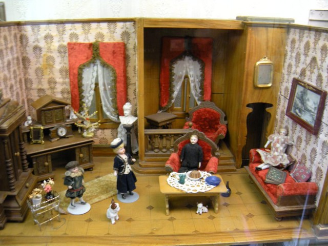 Музей игрушек (Museum hraček) Музей игрушек (Museum hraček)