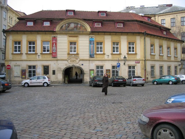 Музей Напрстка (Náprstkovo muzeum) Музей Напрстка (Náprstkovo muzeum)