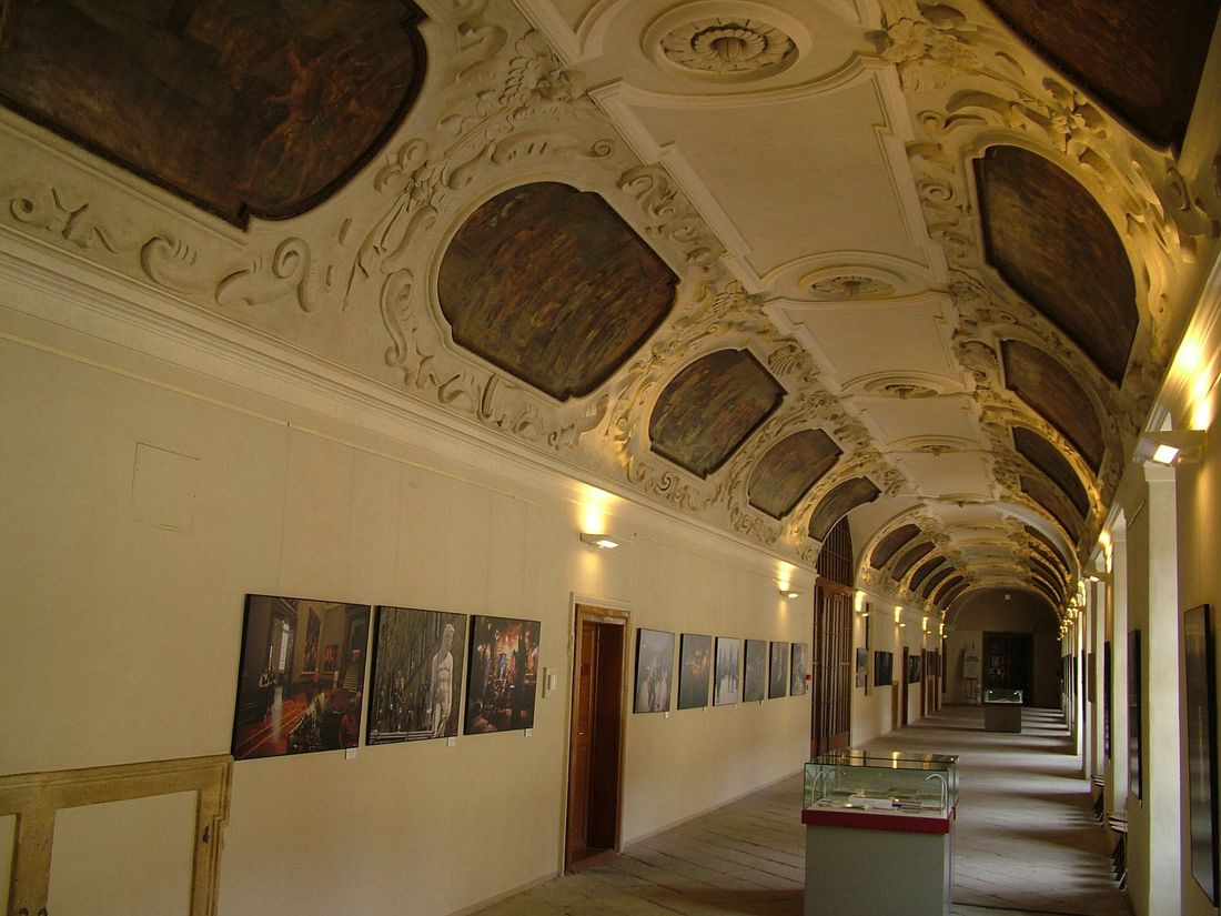 Клементинум (Klementinum)