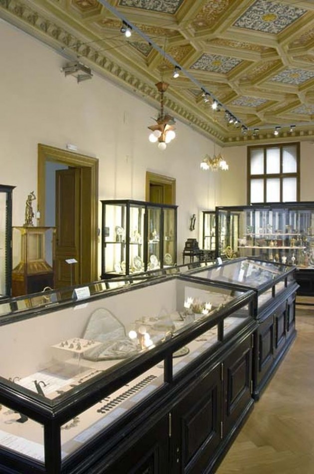 Музей прикладного искусства (Uměleckoprůmyslové muzeum) Музей прикладного искусства (Uměleckoprůmyslové muzeum)