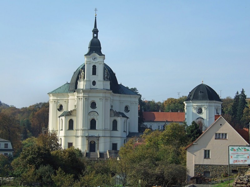 Храм Девы Марии в Крштинах (Mariánský chrám)