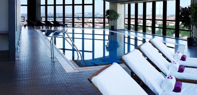 Отель "Коринтия Тауэрс" 5 * (Corinthia Towers 5*)
