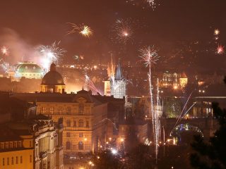 Время, когда ехать в Прагу не стоит