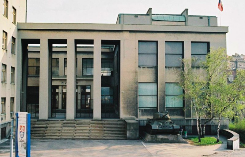 Музей армии (Armádní muzeum)