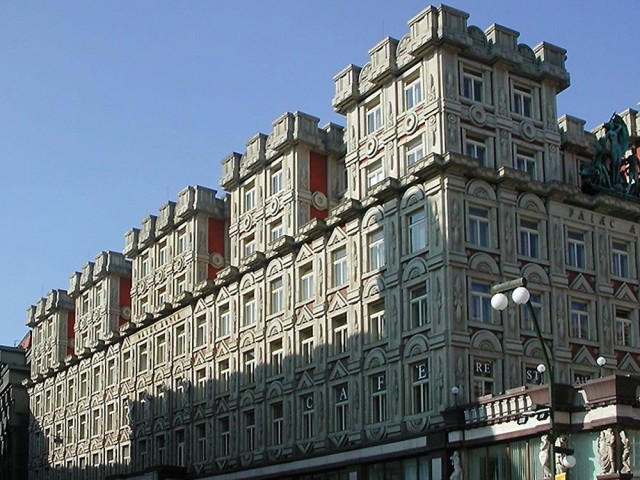 Дворец Адриа (palác Adria) Дворец Адриа (palác Adria)