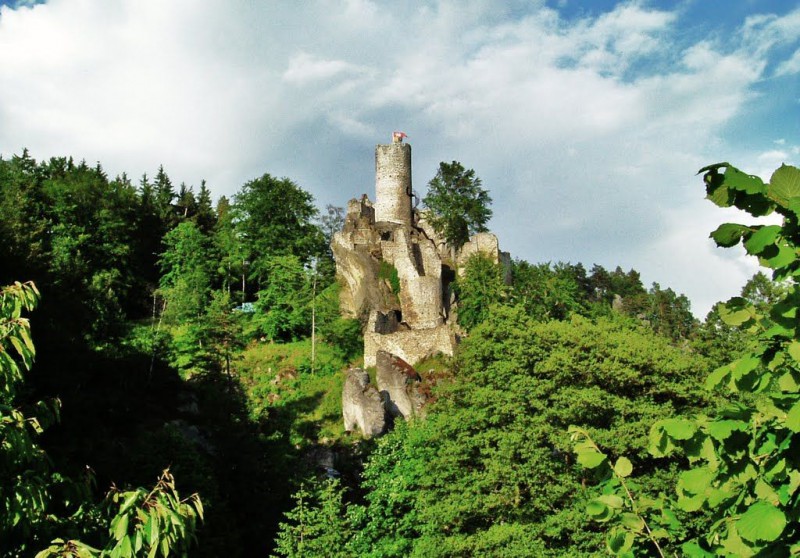 Замок Фридштейн (Hrad Frýdštejn)