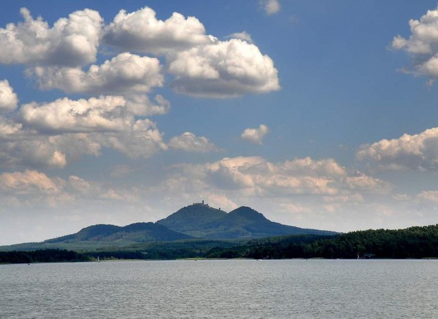 Махово озеро (Máchovo jezero) Махово озеро (Máchovo jezero)