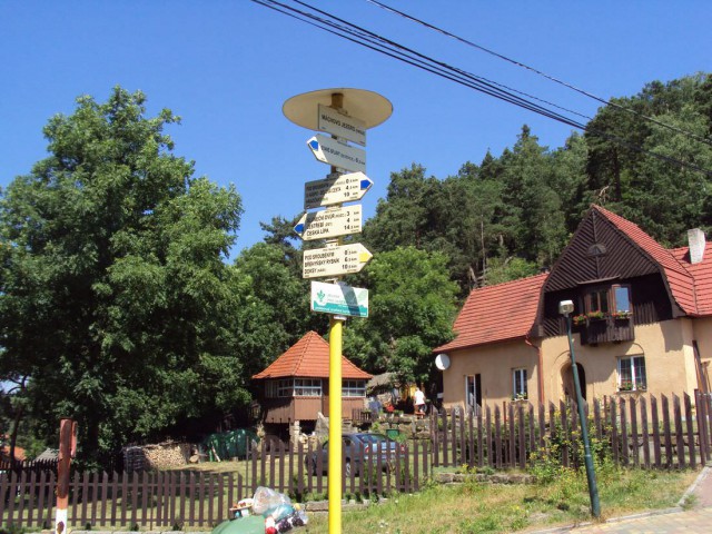 Махово озеро (Máchovo jezero) Махово озеро (Máchovo jezero)