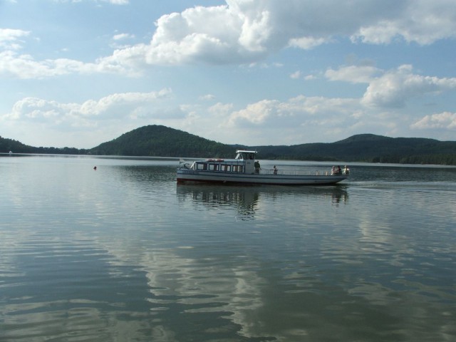 Махово озеро (Máchovo jezero) Махово озеро (Máchovo jezero)