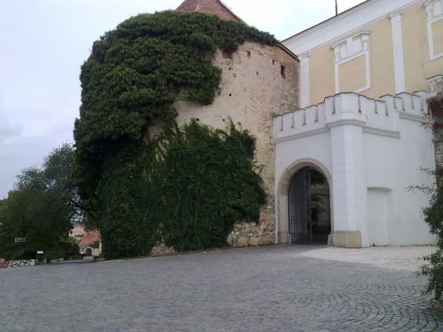 Микулов (Mikulov) Микулов (Mikulov)