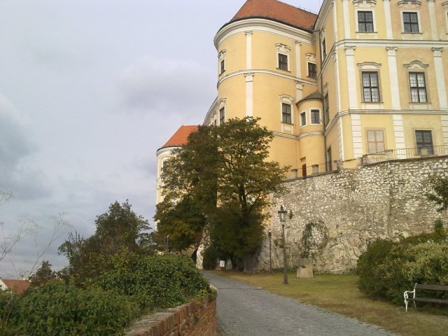 Микулов (Mikulov) Микулов (Mikulov)