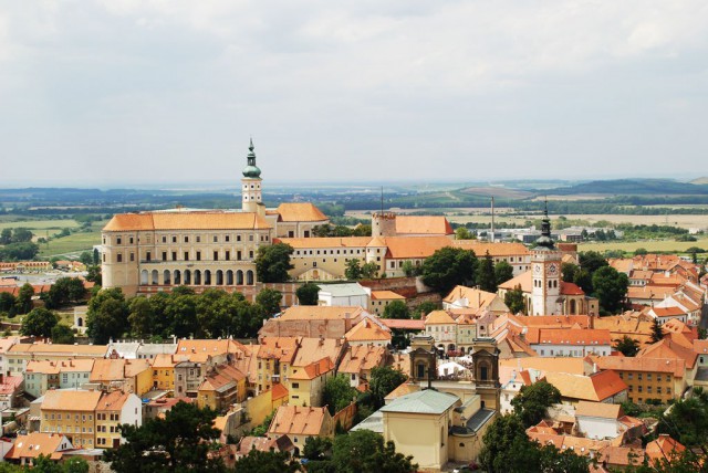 Микулов (Mikulov) Микулов (Mikulov)