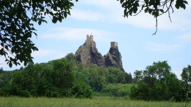 Замок Троски (Hrad Trosky)