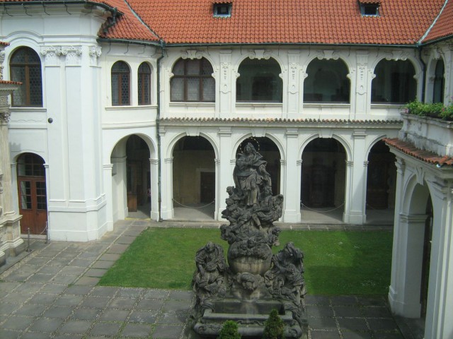 Лорета Лорета