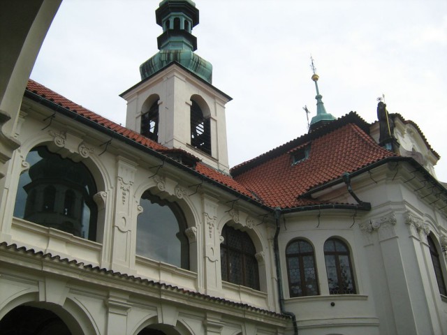 Лорета Лорета