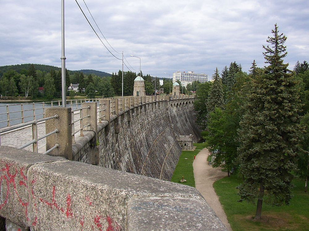 Яблонец-над-Нисоу (Jablonec nad Nisou) Яблонец-над-Нисоу (Jablonec nad Nisou)
