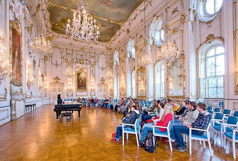 Епископская резиденция в Кромержиже (Arcibiskupský zámek Kroměříž) Концерт во дворце