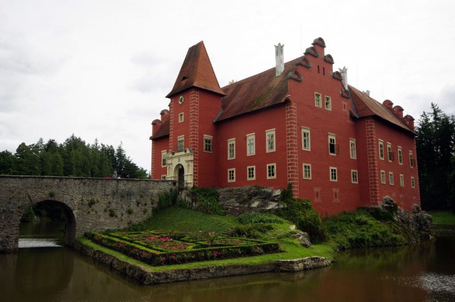Замок Червена Лгота (zámek Červená Lhota) Замок Червена Лгота (zámek Červená Lhota)