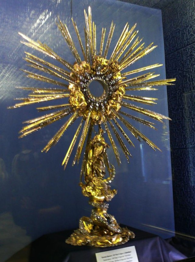 Лорета (Loreta) Лорета (Loreta)