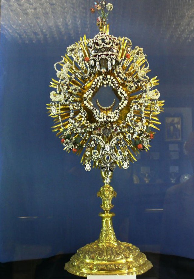 Лорета (Loreta) Лорета (Loreta)