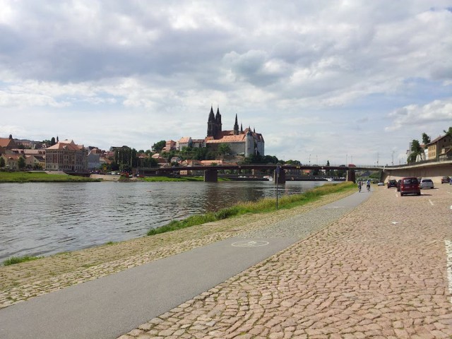 Ме́йсен (Meißen) Ме́йсен (Meißen)