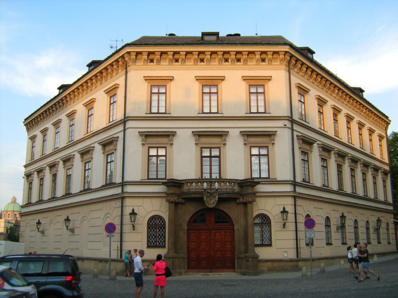 Лихтенштейнский дворец на острове Кампа (Lichtenštejnský palác)