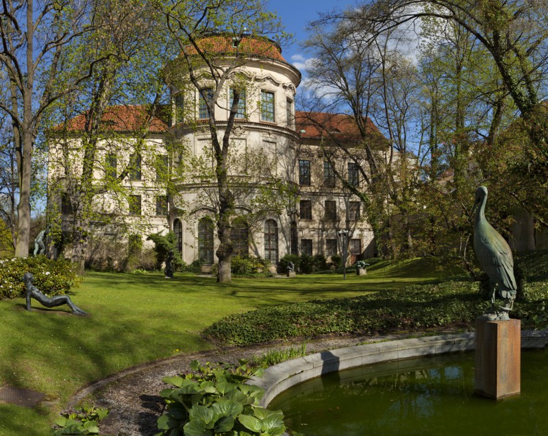 Штернбергский дворец (Šternberský palác)