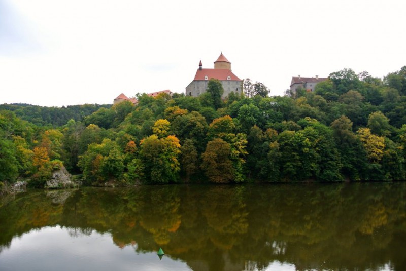 Замок Вевержи (Hrad Veveří) Замок Вевержи (Hrad Veveří)