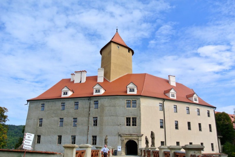 Замок Вевержи (Hrad Veveří) Замок Вевержи (Hrad Veveří)