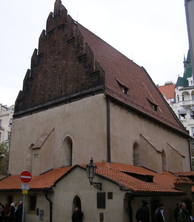 Староновая синагога (Staronová synagoga) Староновая синагога (Staronová synagoga)
