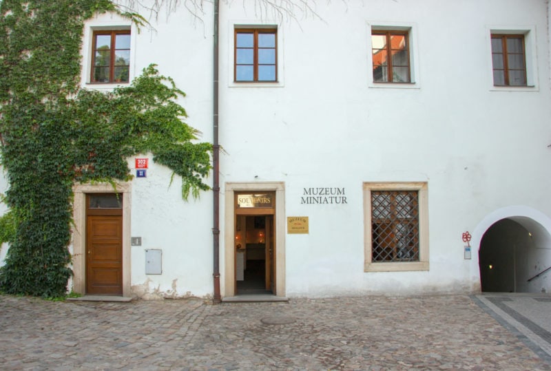 Вход в Музей миниатюр (Muzeum miniatur)