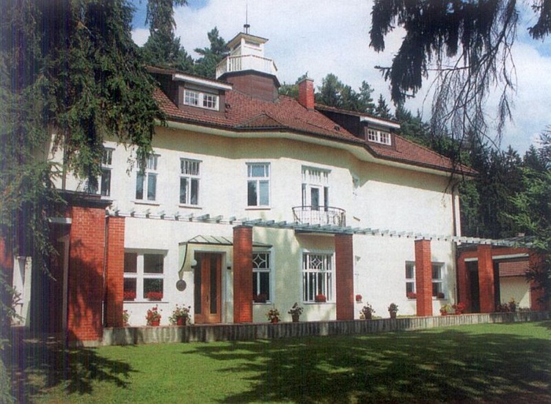 Вилла Томаша Бати (Vila Tomáše Bati) Вилла Томаша Бати (Vila Tomáše Bati)