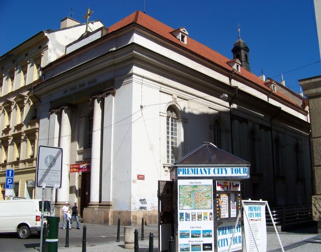 Костёл Св. Креста (kostel Sv. Kříže) Костёл Св. Креста (kostel Sv. Kříže)