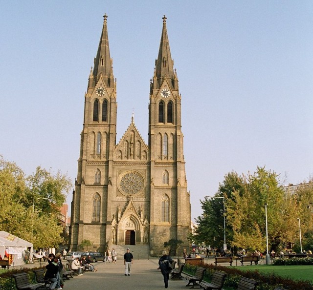 Костёл святой Людмилы (kostel sv. Ludmily) Костёл святой Людмилы (kostel sv. Ludmily)