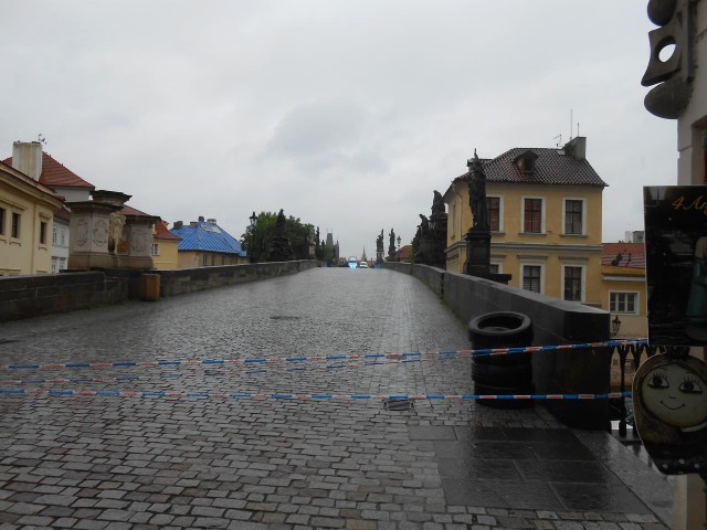 Карлов мост закрыт, Прага 03.06.13