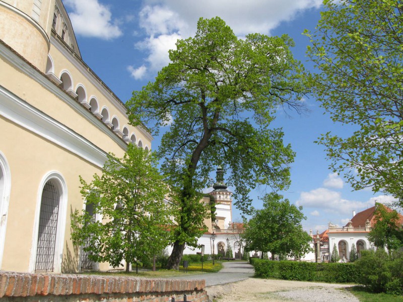 Замок Микулов