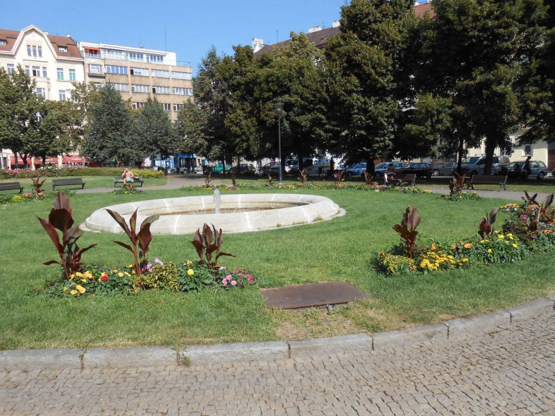 Арбесова площадь (Arbesovo náměstí)