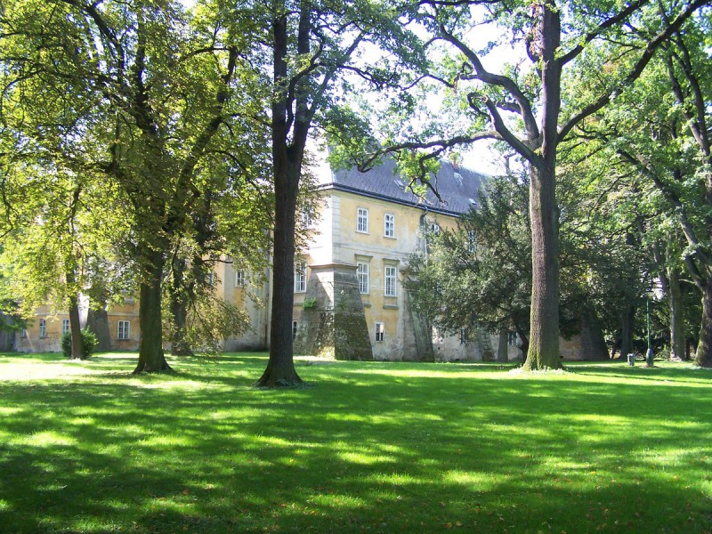 Смиржицкий замок (Zámek Smiřice)