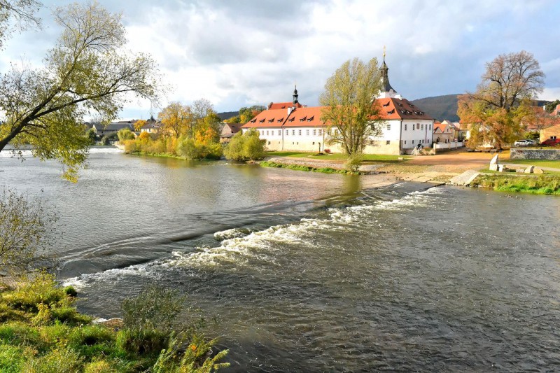 Добржиховице (Dobřichovice)