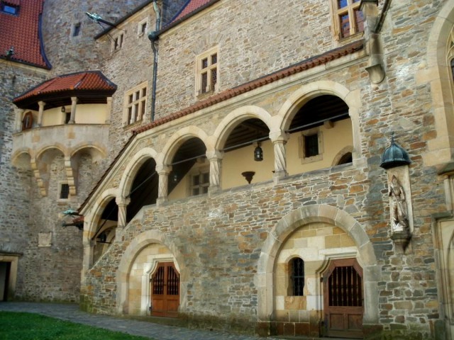 Замок Боузов (Hrad Bouzov)