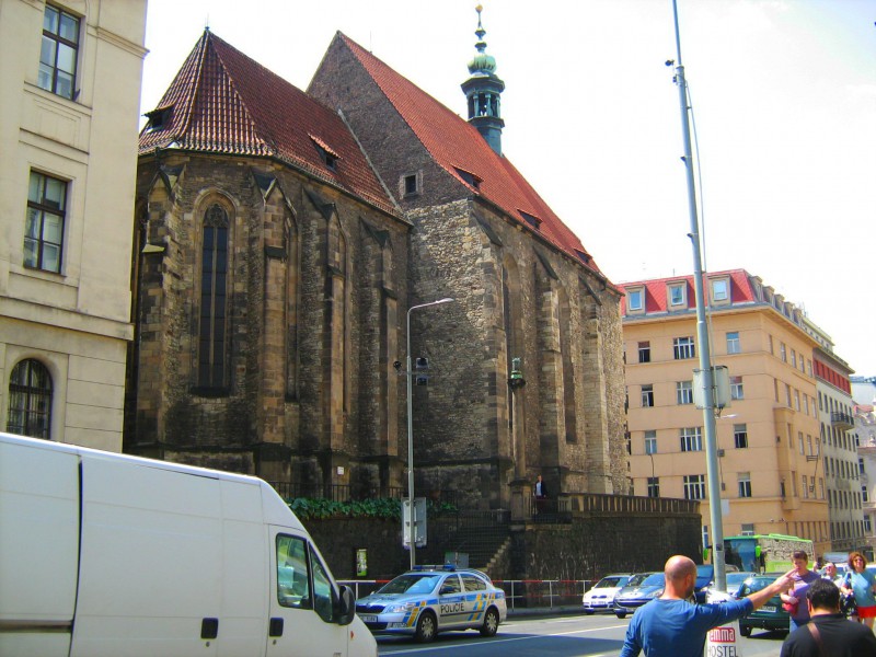 Церковь св. Вацлава (Kostel sv. Václava Na Zderaze)