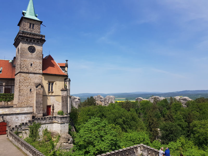 Груба Скала (Hrubá Skála)
